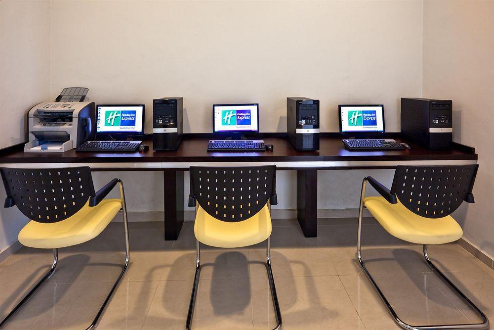 Holiday Inn Express Guadalajara Iteso By Ihg Zapopan Affari foto