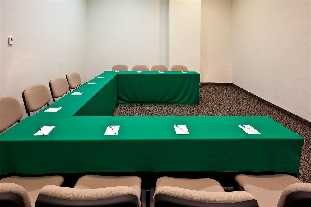 Holiday Inn Express Guadalajara Iteso By Ihg Zapopan Servizi foto