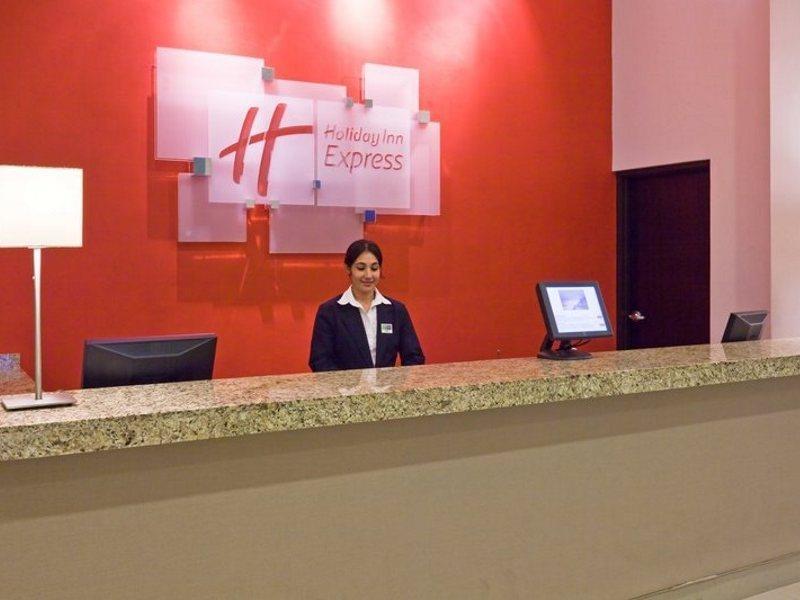 Holiday Inn Express Guadalajara Iteso By Ihg Zapopan Interno foto
