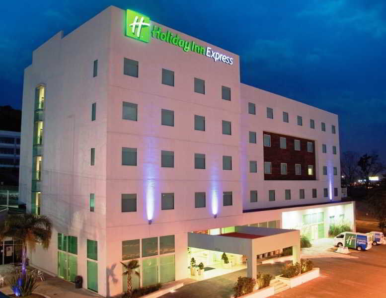 Holiday Inn Express Guadalajara Iteso By Ihg Zapopan Esterno foto